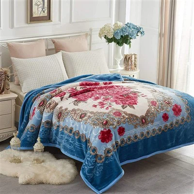 Luksuslik talvine naaritsa vooditekk